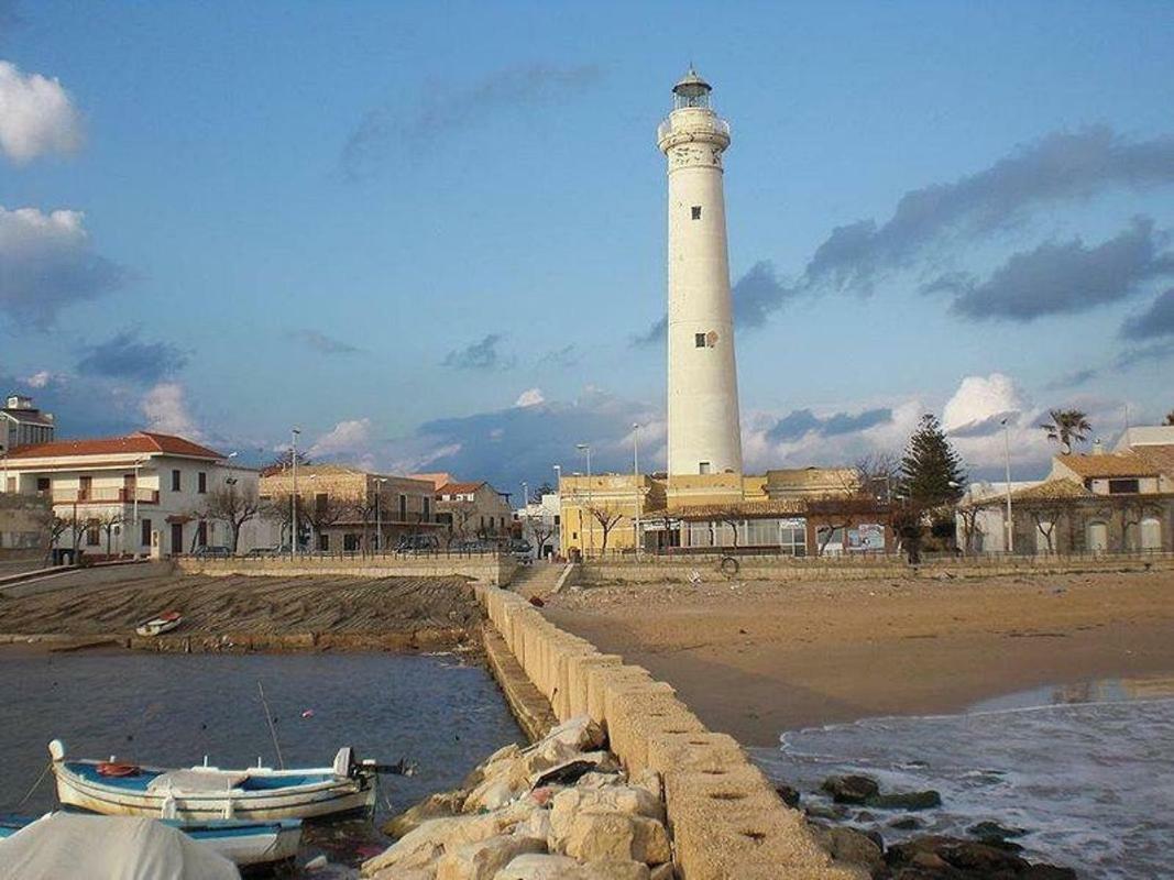 Sul Mare E Sotto Le Stelle Di Roccazzelle-Manfria Apartman Gela Kültér fotó